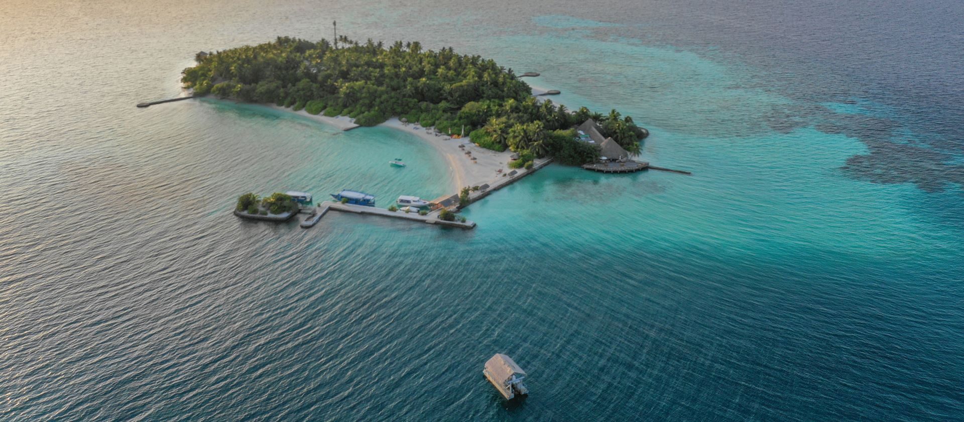 Makunudu Island, Makunudu Island, North Malé Atoll, Maldives
